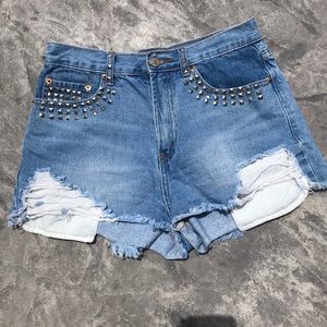Studded high waisted shorts